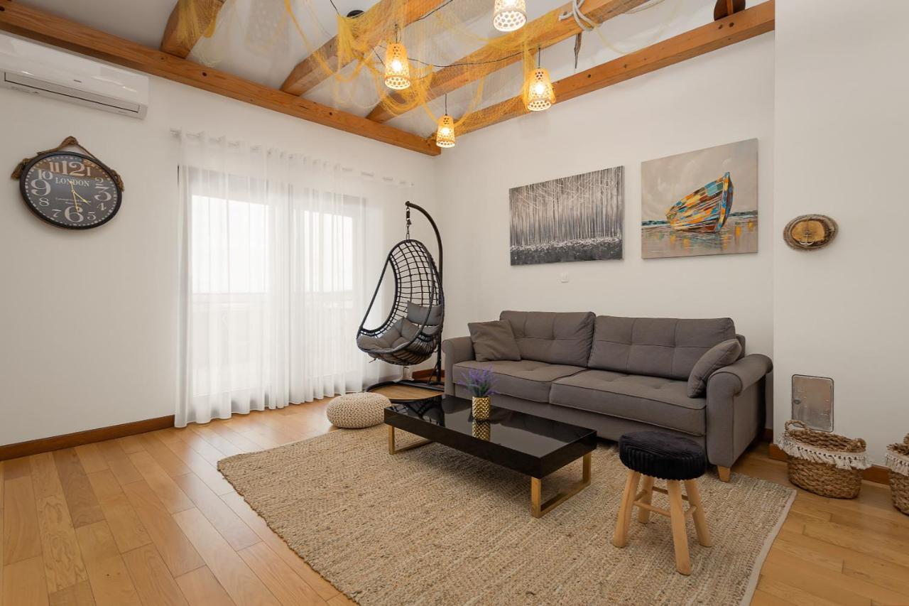 Apartments Cesare With Shared Pool Liznjan Ngoại thất bức ảnh