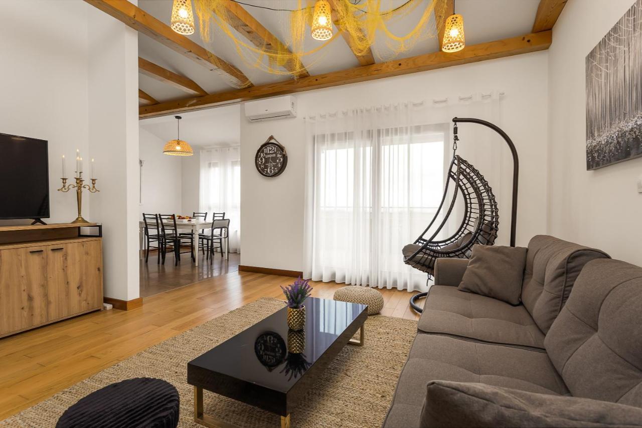 Apartments Cesare With Shared Pool Liznjan Ngoại thất bức ảnh