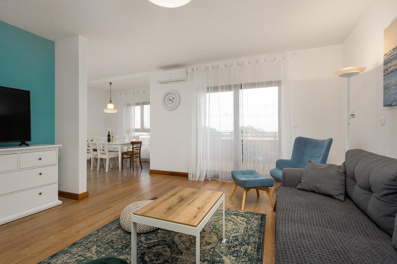 Apartments Cesare With Shared Pool Liznjan Ngoại thất bức ảnh